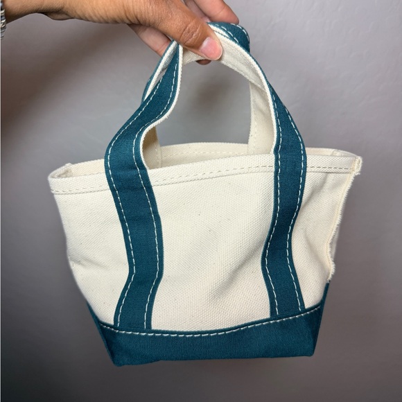 LL Bean Boat and Tote Mini Canvas Tote with Embroidered Leaves - Picture 3 of 4